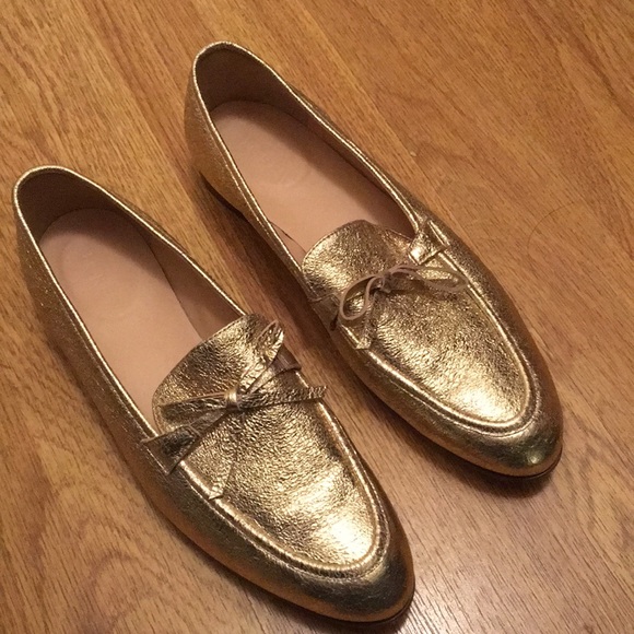 Jcrew gold genuine leather loafer size 8.5 cute!!!